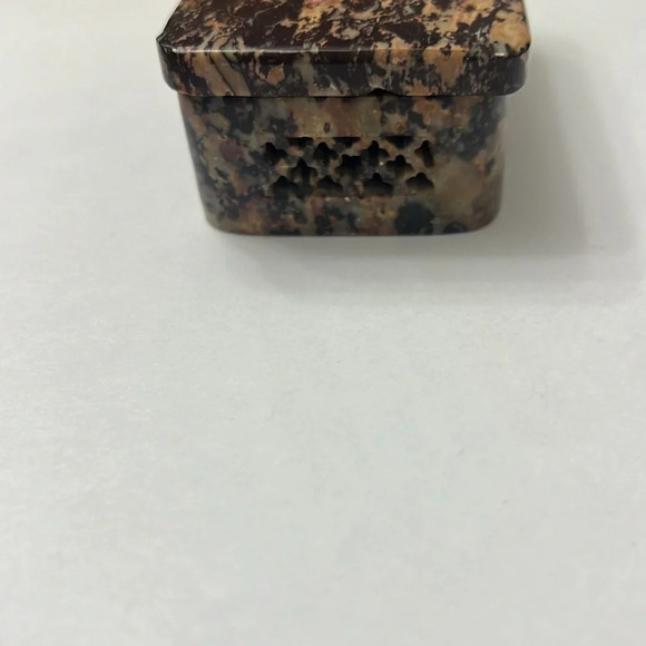 Soapstone Box with Lid Floral Inlay - Picture 3 of 7